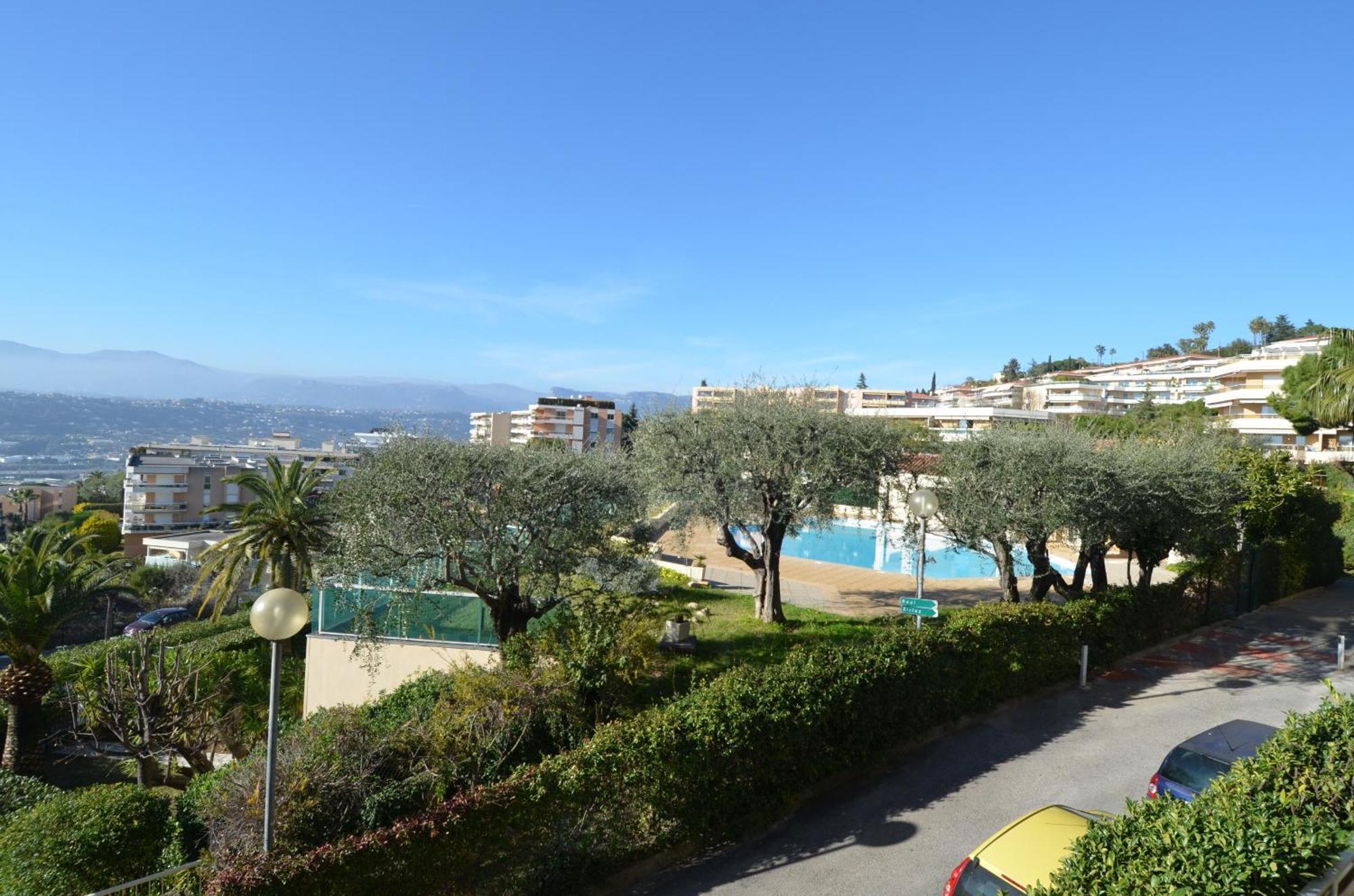 Plein Ciel - Appartement 5 Personnes Avec Piscine Sur La Corniche Fleurie A Nice Buitenkant foto